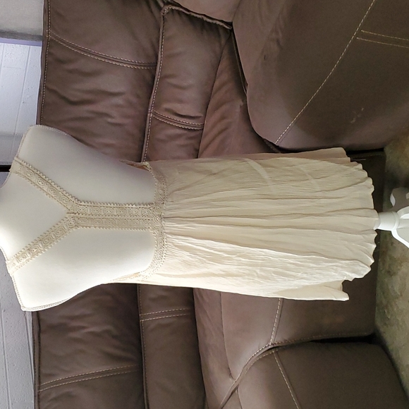 ASTR dress - Picture 3 of 5